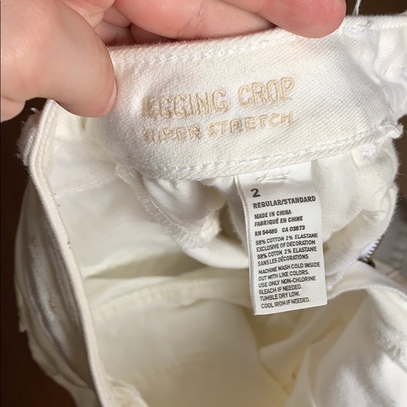 White cropped ripped jeans from AE - Picture 2 of 2